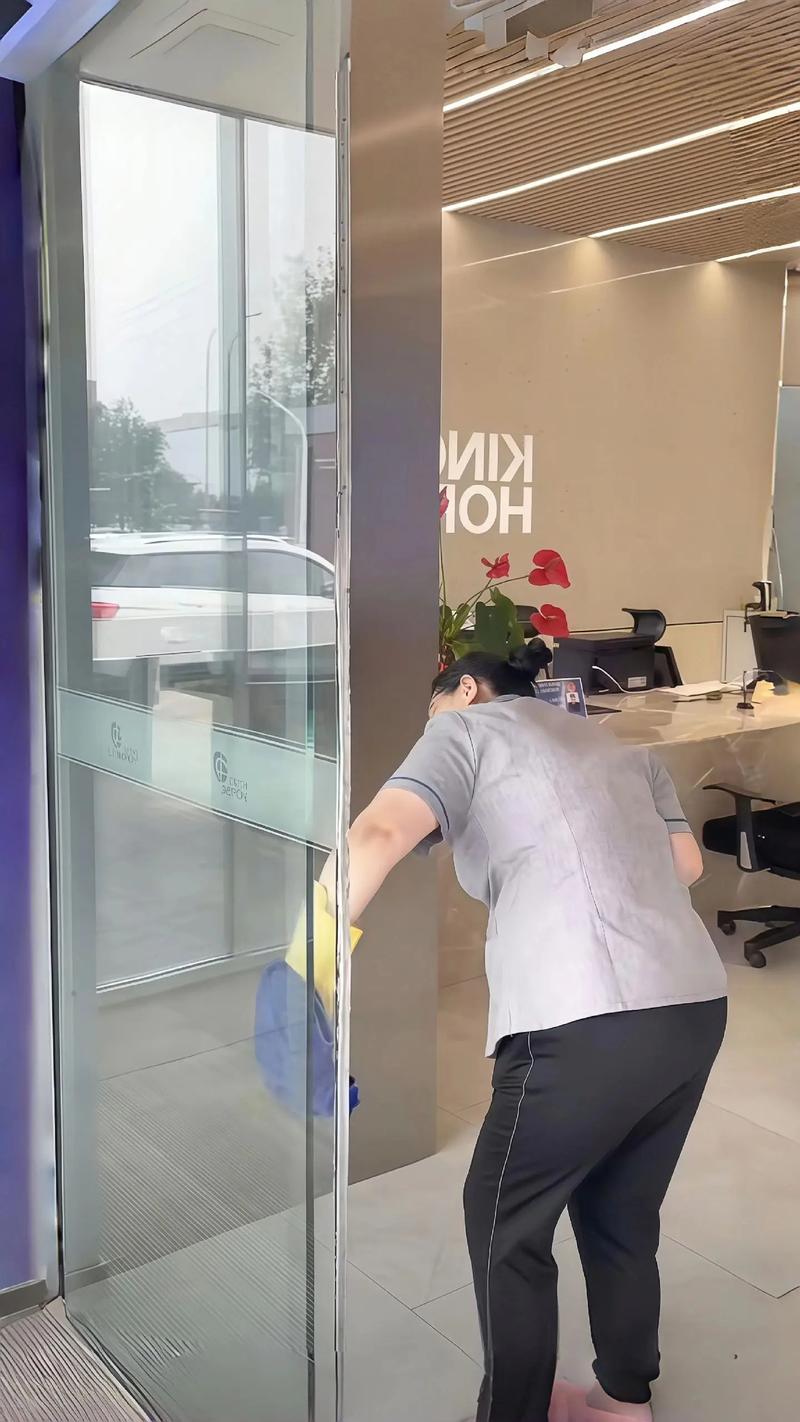 烟台保洁选购指南，让家更干净亮丽